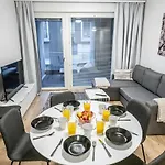 Sleepwell Rio- Tyynimeri With Private Sauna And Parking הלסינקי