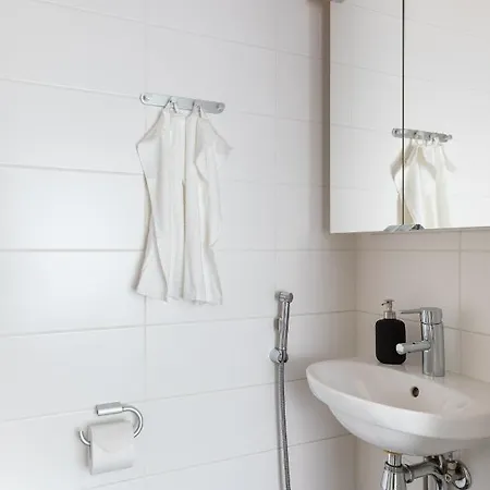 Huoneisto Sleepwell Rio- Tyynimeri With Private Sauna And Parking *