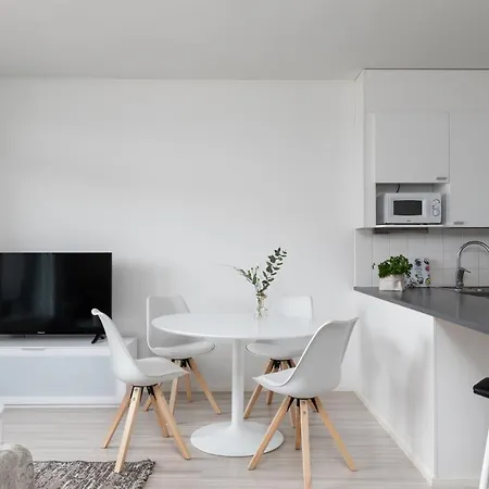 Sleepwell Rio- Tyynimeri With Private Sauna And Parking * Helsinki