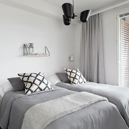 Sleepwell Rio- Tyynimeri With Private Sauna And Parking Apartment Helsinki
