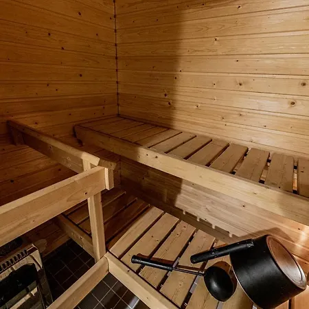 Apartment Sleepwell Rio- Tyynimeri With Private Sauna And Parking