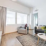 Apartamento Sleepwell Rio- Tyynimeri With Private Sauna And Parking Helsinki